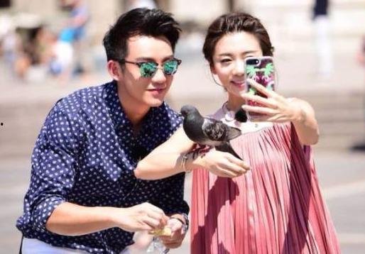 娱乐吃瓜女友分手,吃瓜女友分手,揭秘背后真相 第1张 娱乐吃瓜女友分手,吃瓜女友分手,揭秘背后真相 第1张